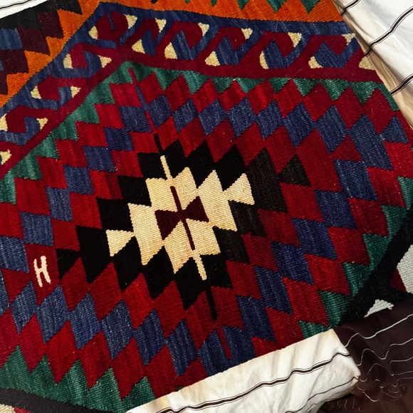 HANDMADE Decorative multicolor kilim pillow cover 24x24 inch - Picture 4 of 5